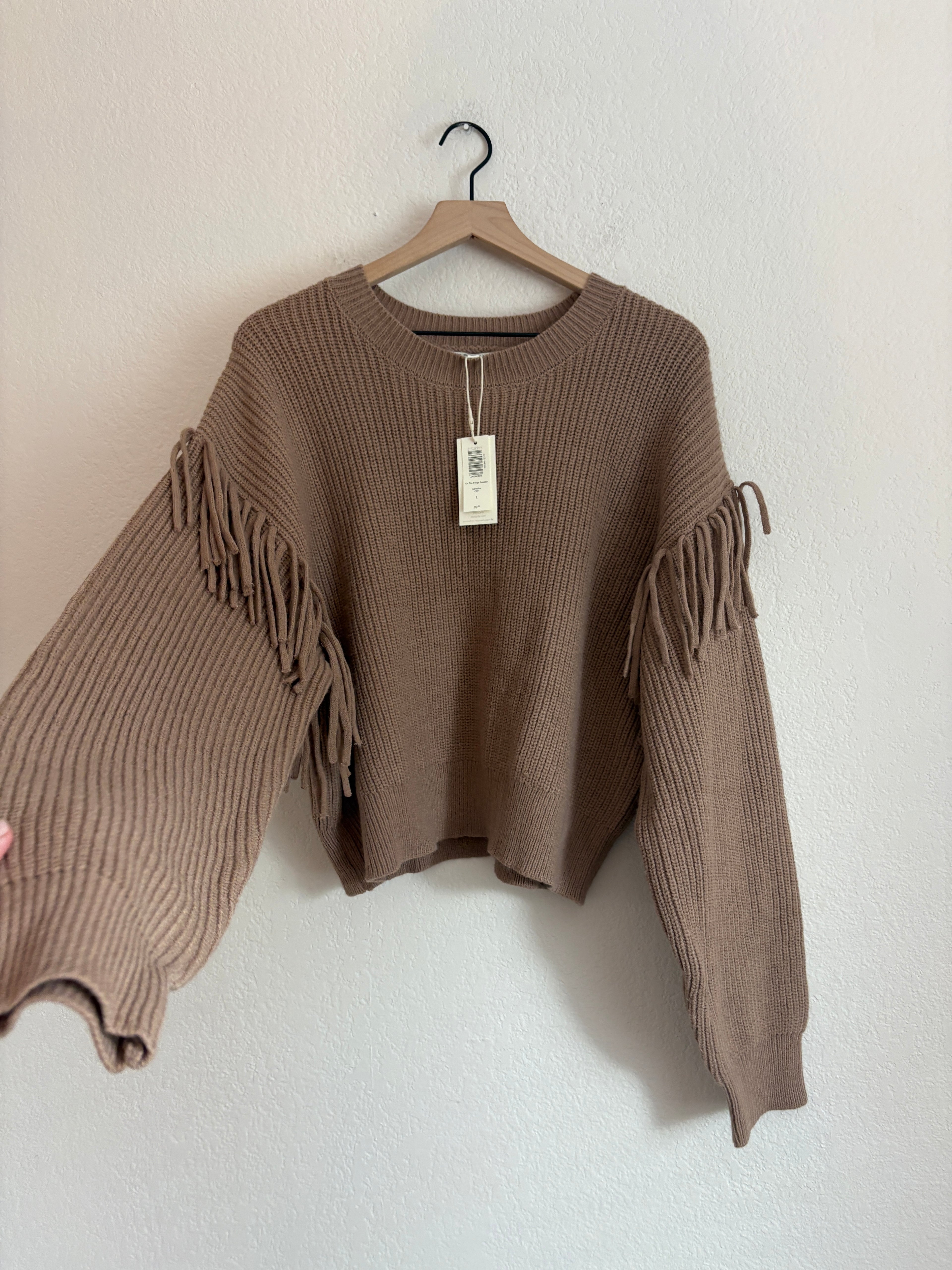 Z Supply Fringe Sweater in Campfire (L)
