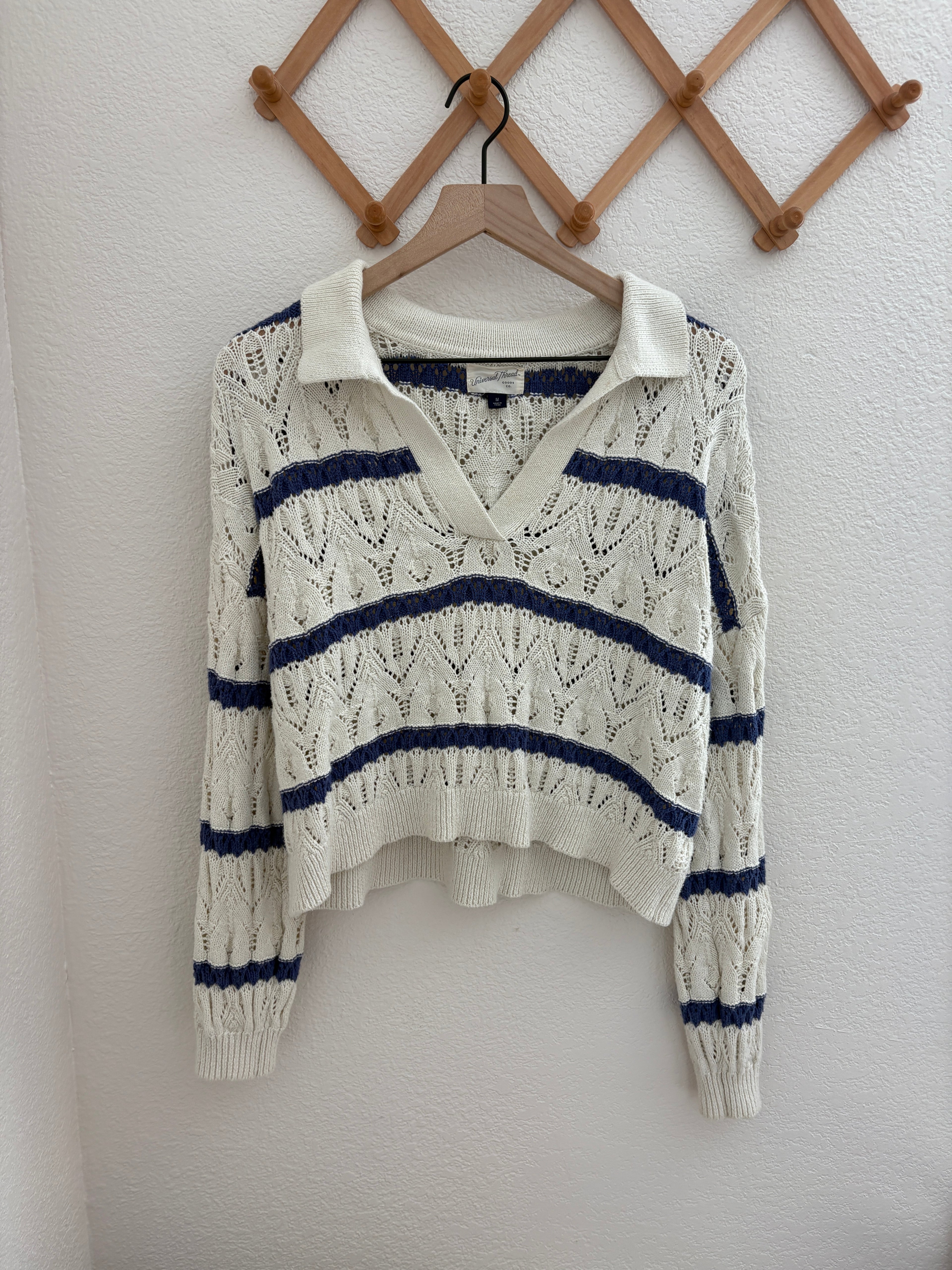 Universal Threads Knit Sweater (M)