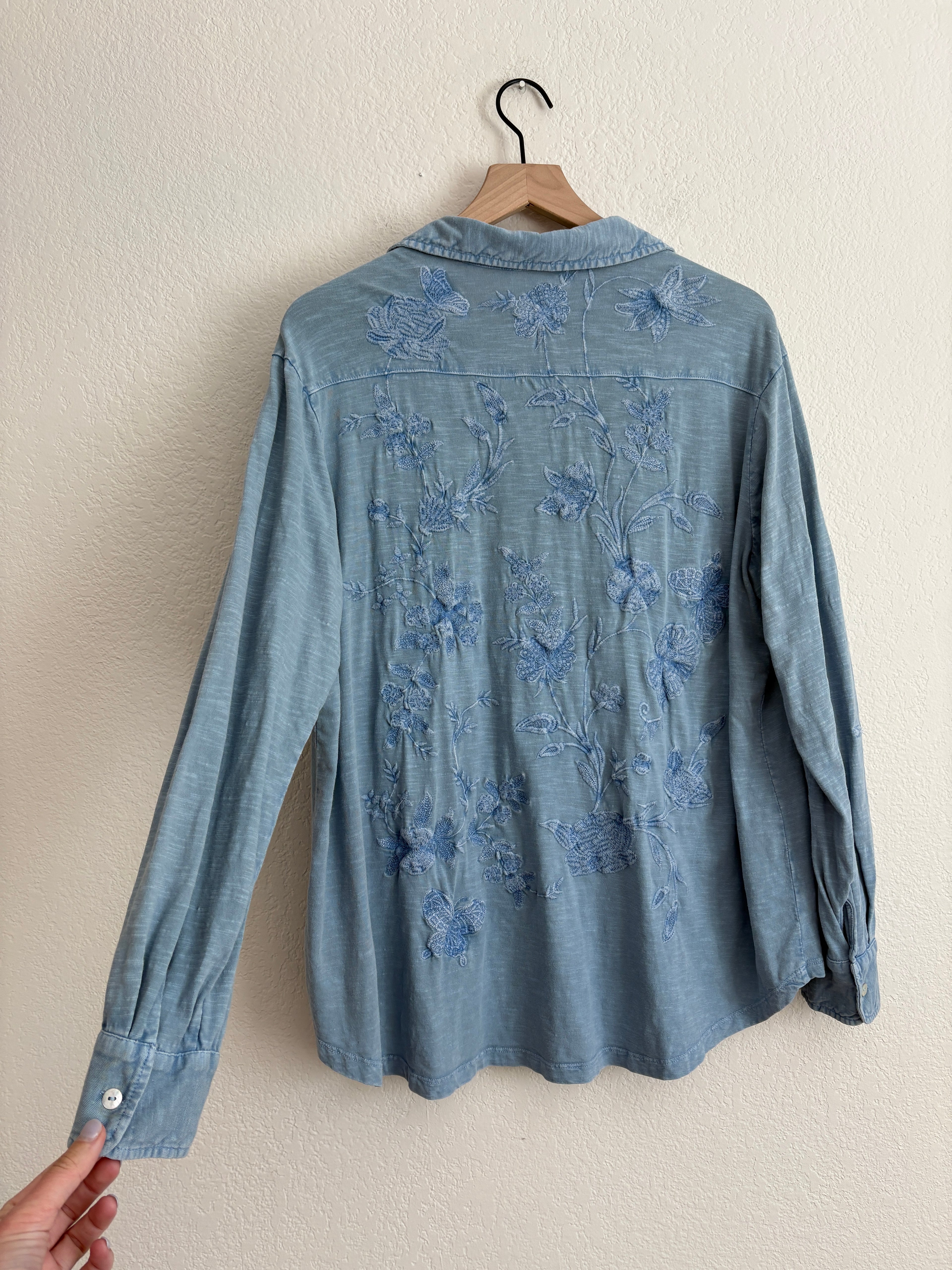 Anthropologie Caite Embroidered Shirt (M)