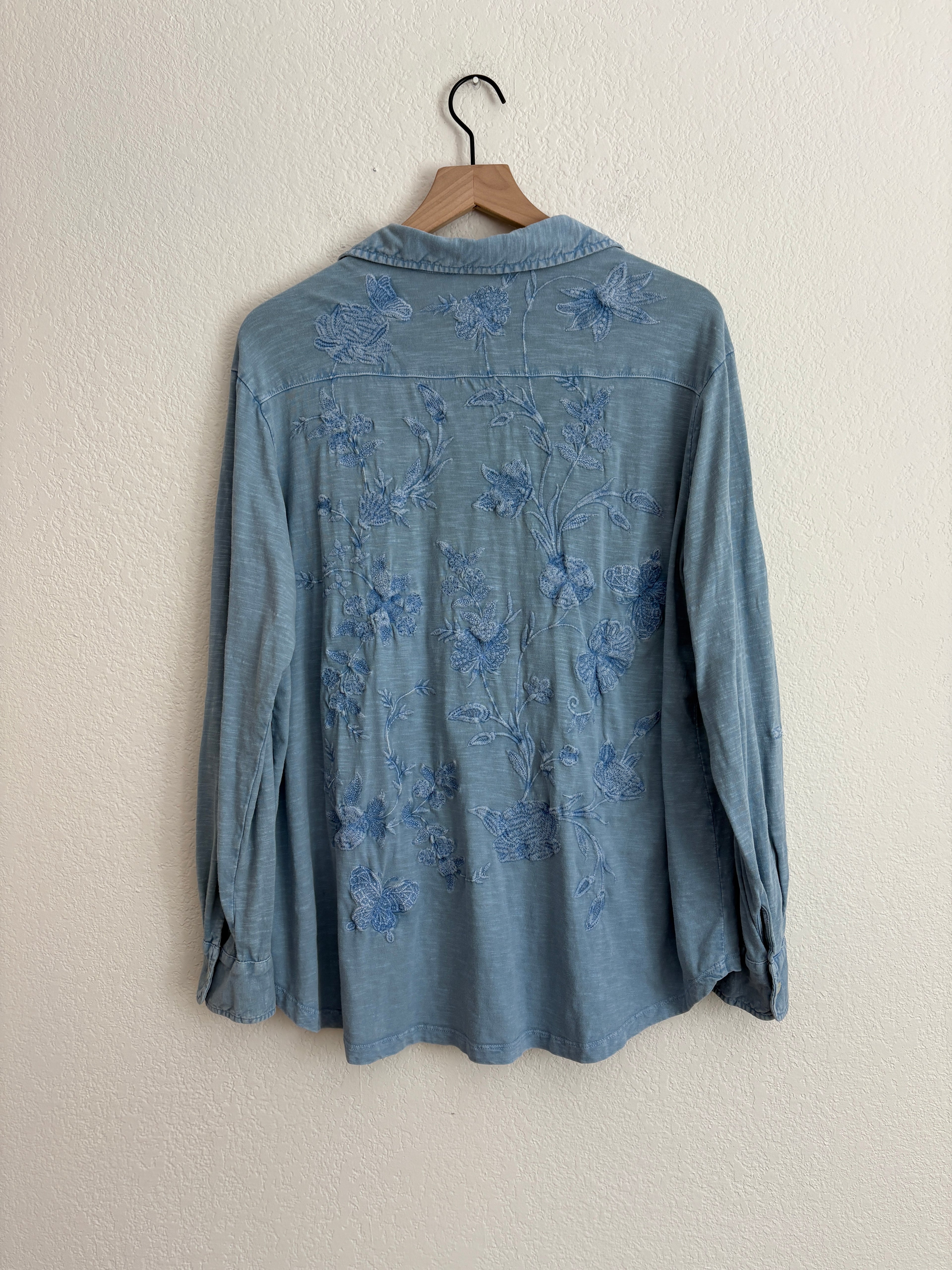 Anthropologie Caite Embroidered Shirt (M)