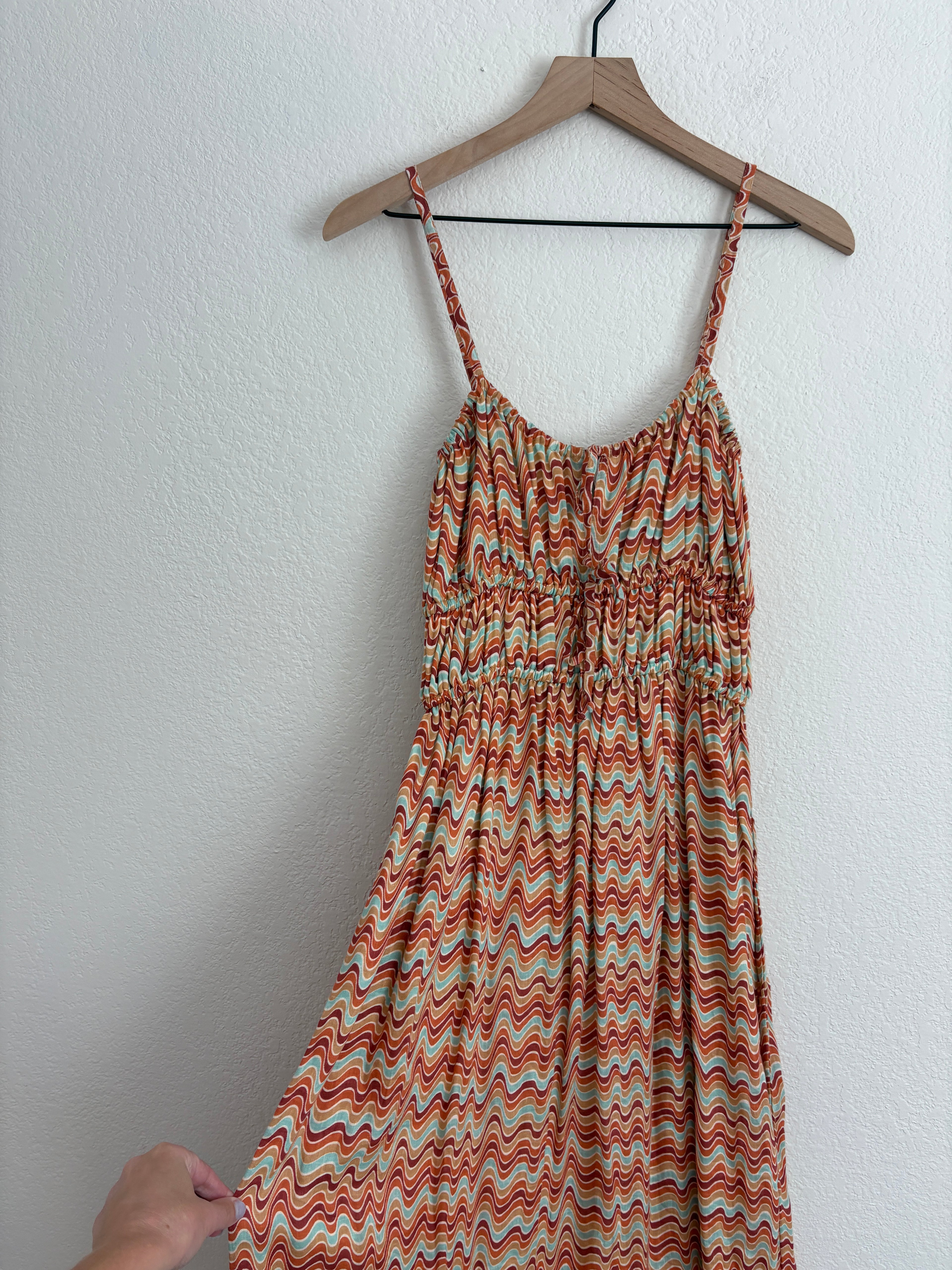 Faithfull The Brand Francesca Linen Midi Dress in Vadella Dusk (8)