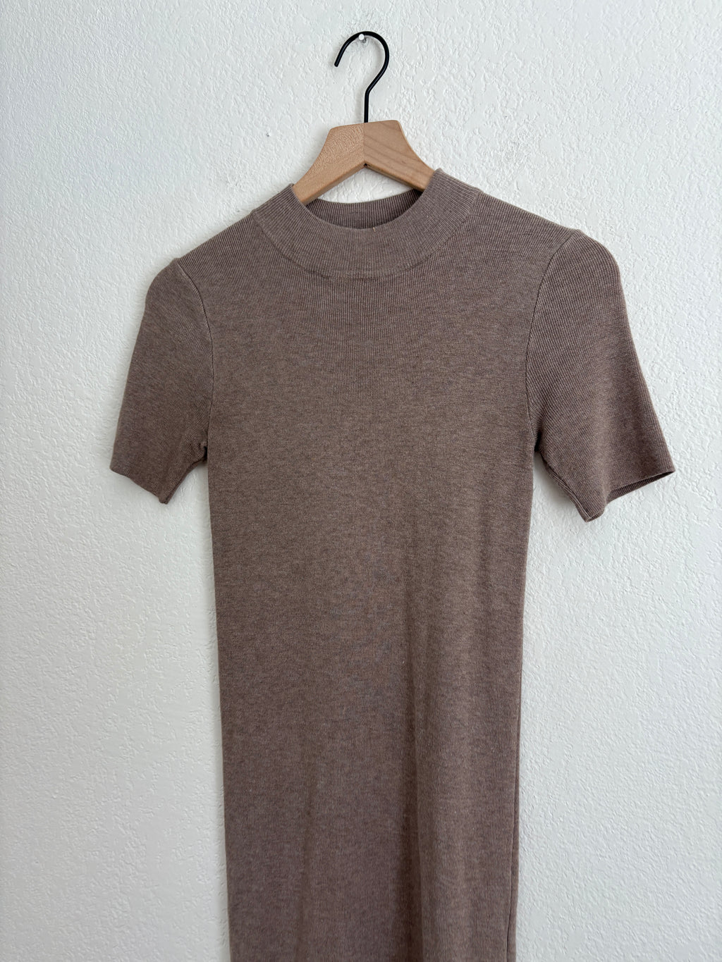 Latte Ribbed Dress (M)