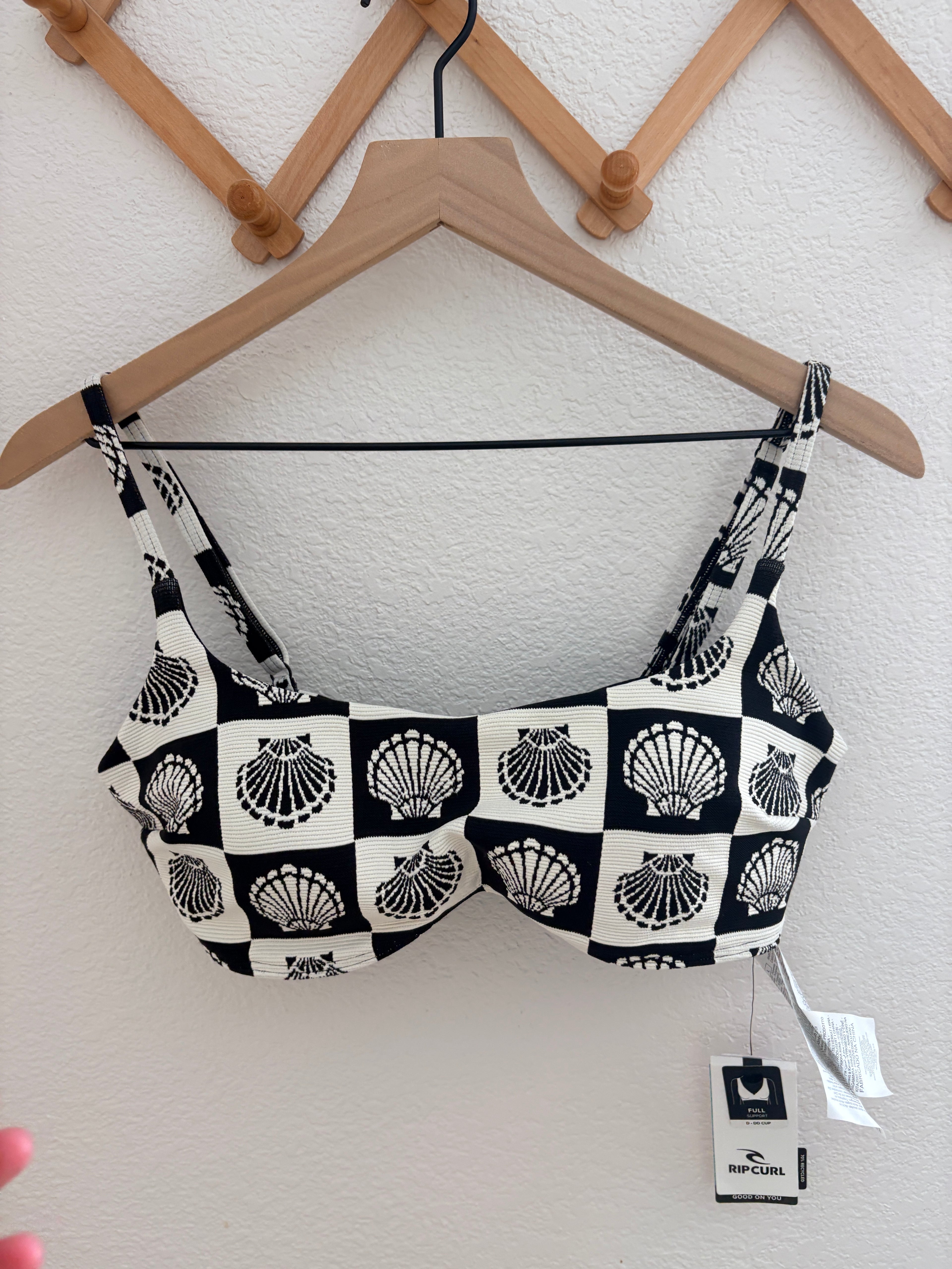 New Rip Curl D/DD Seashell Swim Top (L)