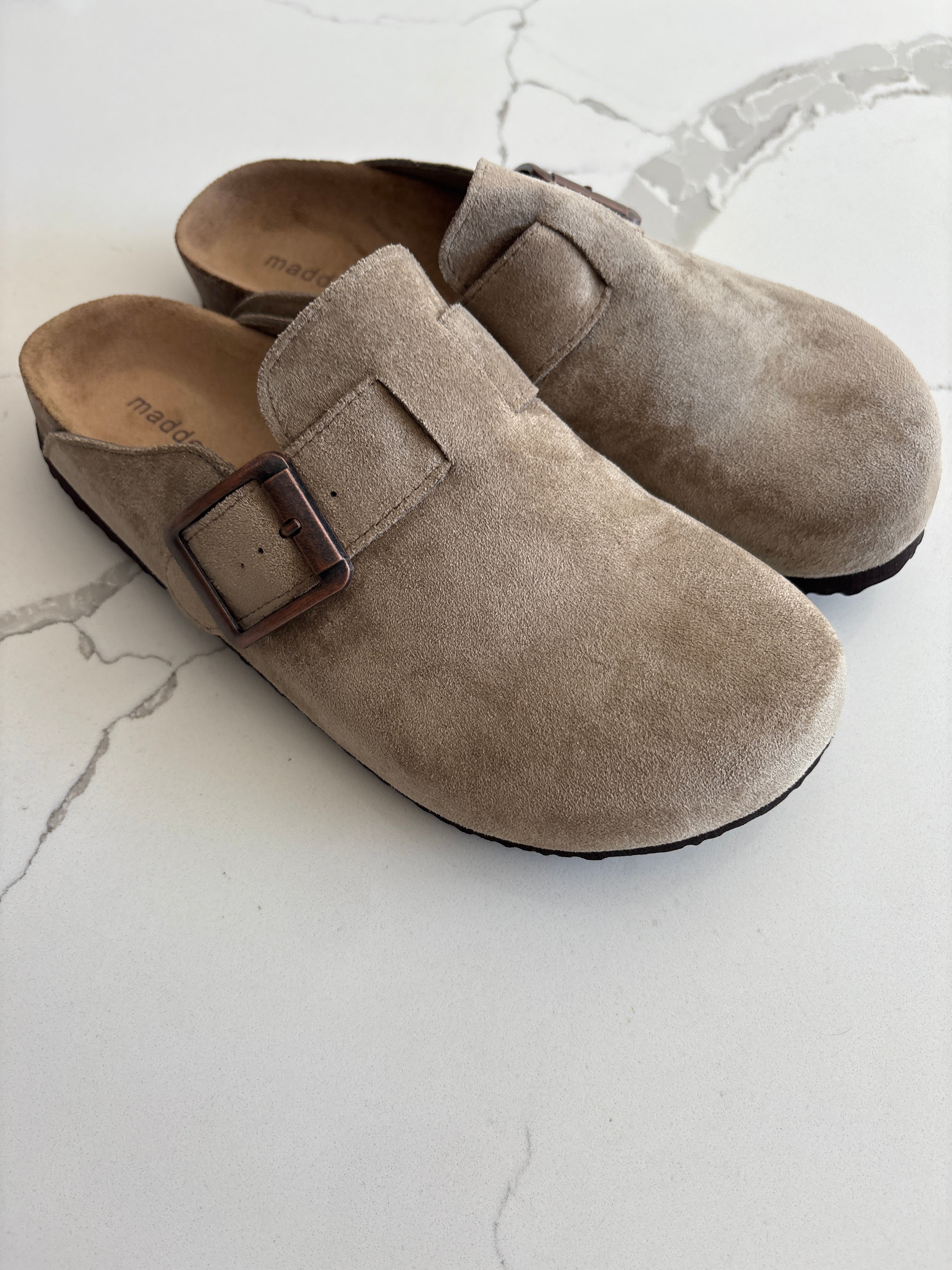 Neutral Clogs (9)