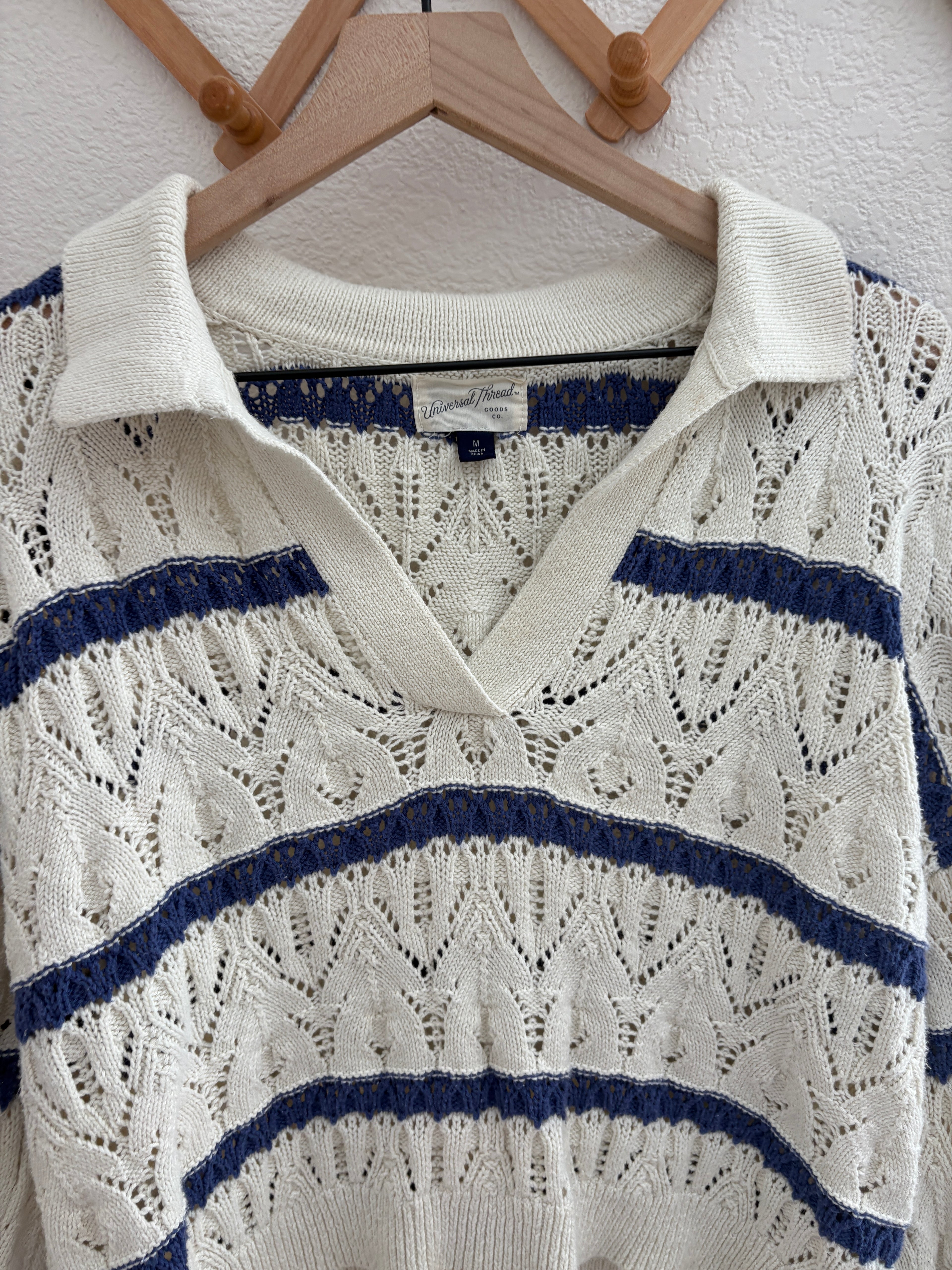 Universal Threads Knit Sweater (M)