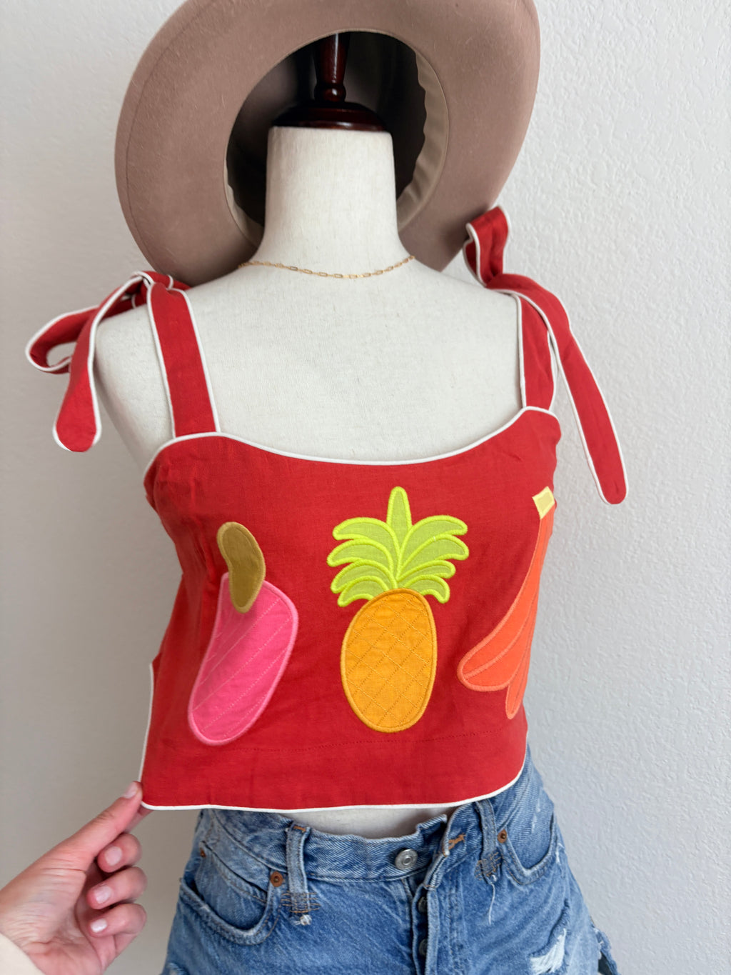 New Farm Rio x Anthropologie Embroidered Tank (M)