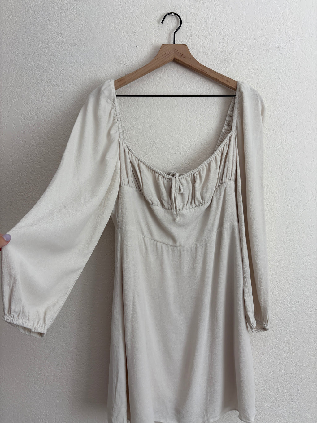 Aritzia Sunday Best Delilah Dress (L)