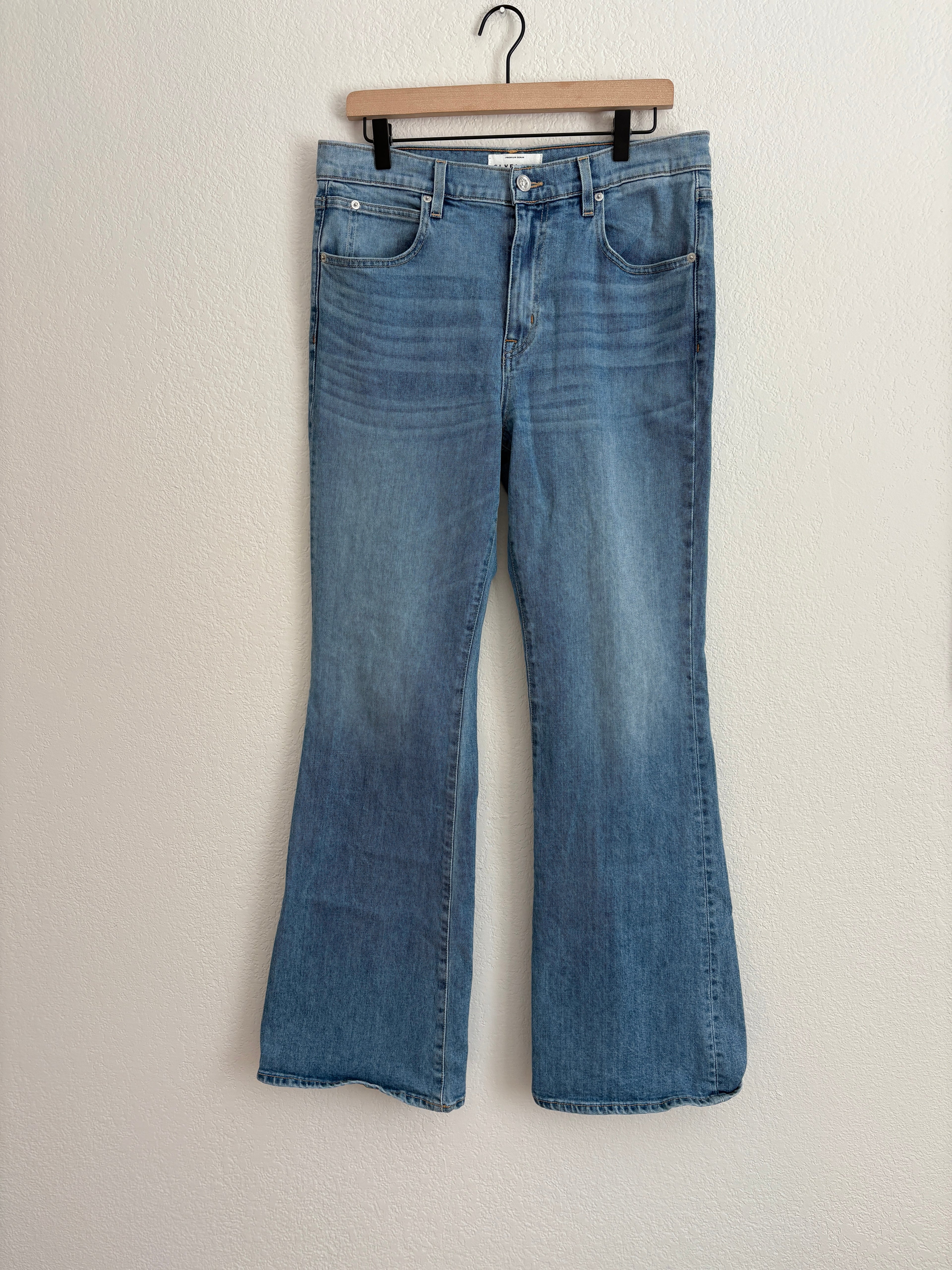 Slvrlake Reese High Rise Boot Cut Jeans (32)