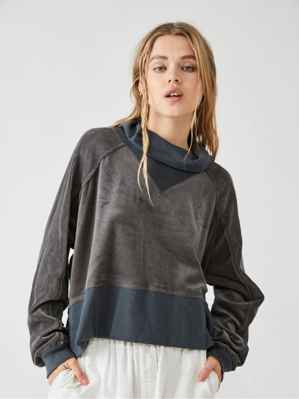 Free People Movement Last Chance Pullover in Charcoal (L)