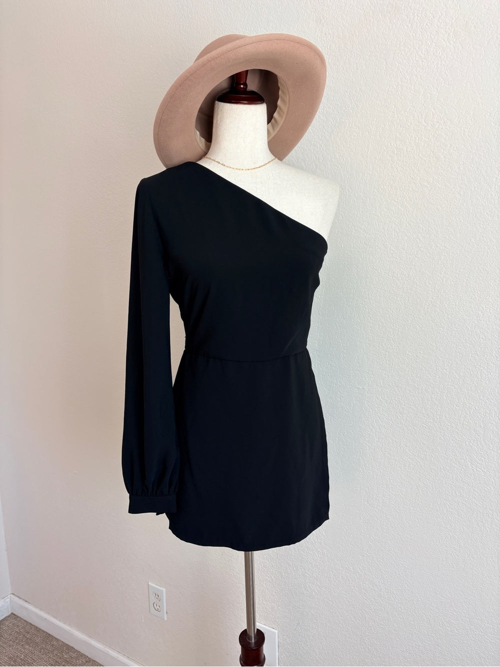 Amanda Uprichard X Revolve One Shoulder Black Romper (S)