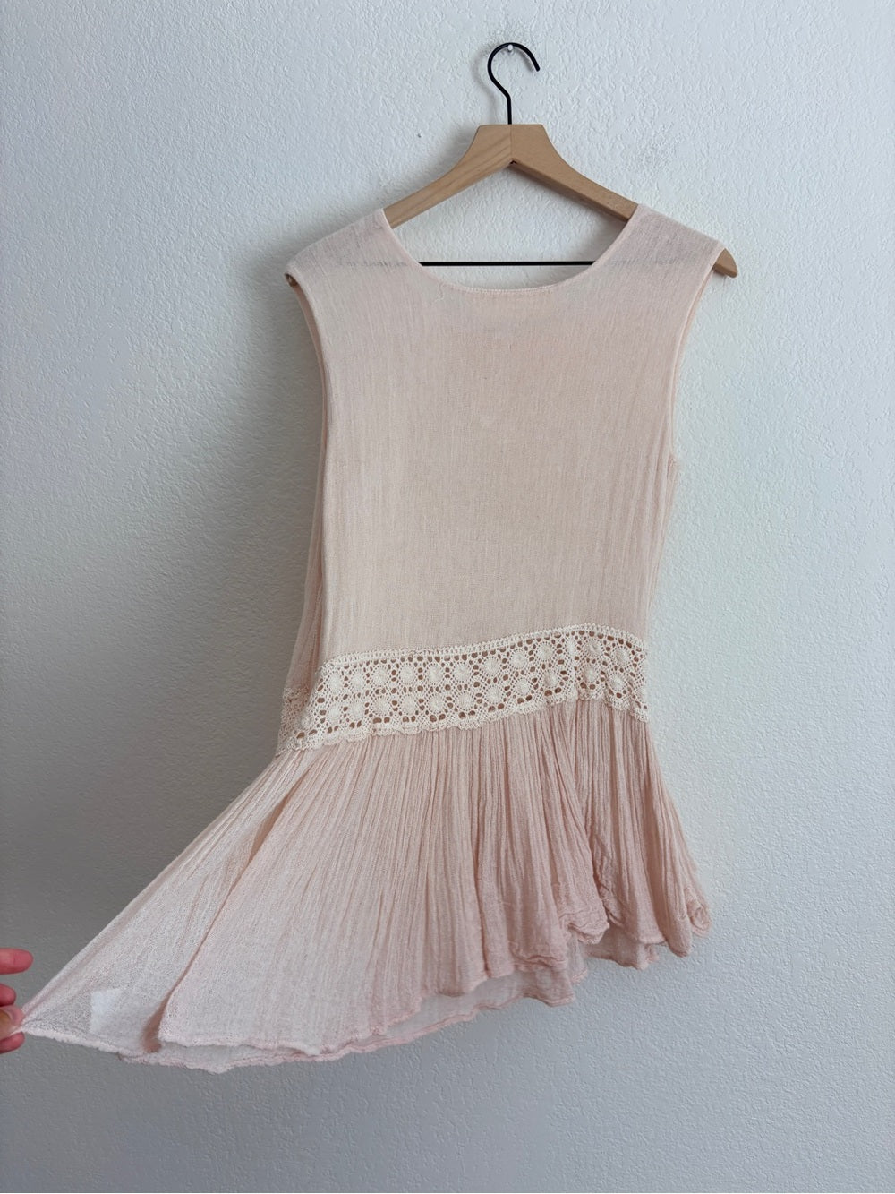 Jen’s Pirate Booty Gauzy Blush Pink Top (S)