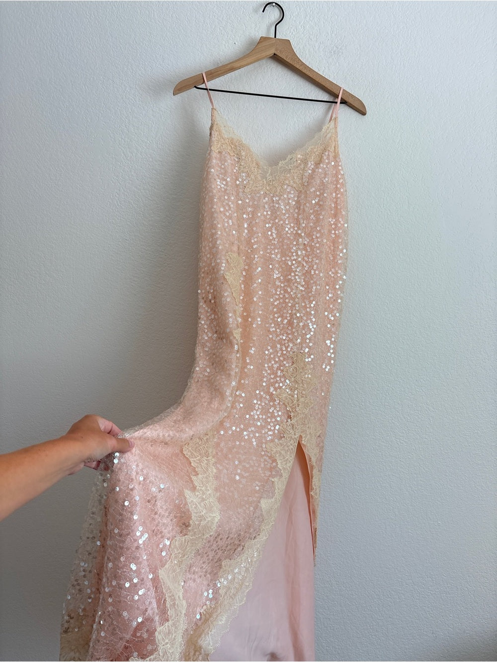NWT En Elly Sleeveless V-Neck Lace Sequin Slip Midi Dress (S)