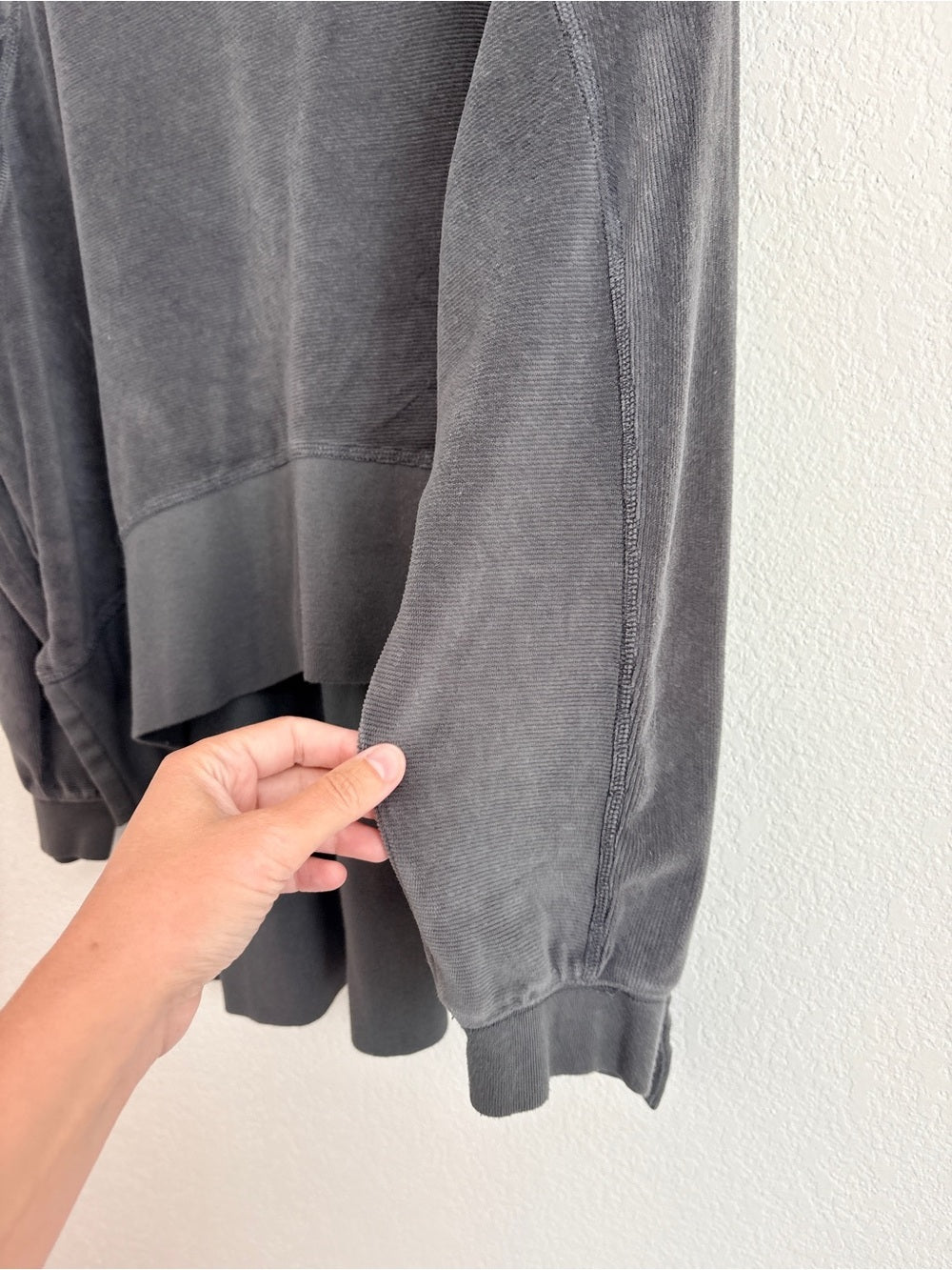 Free People Movement Last Chance Pullover in Charcoal (L)
