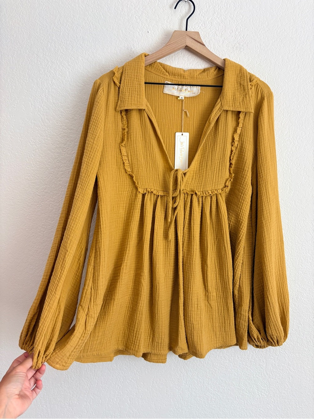 Jen’s Pirate Booty Olympus Gauzy Tunic in Honey (S)