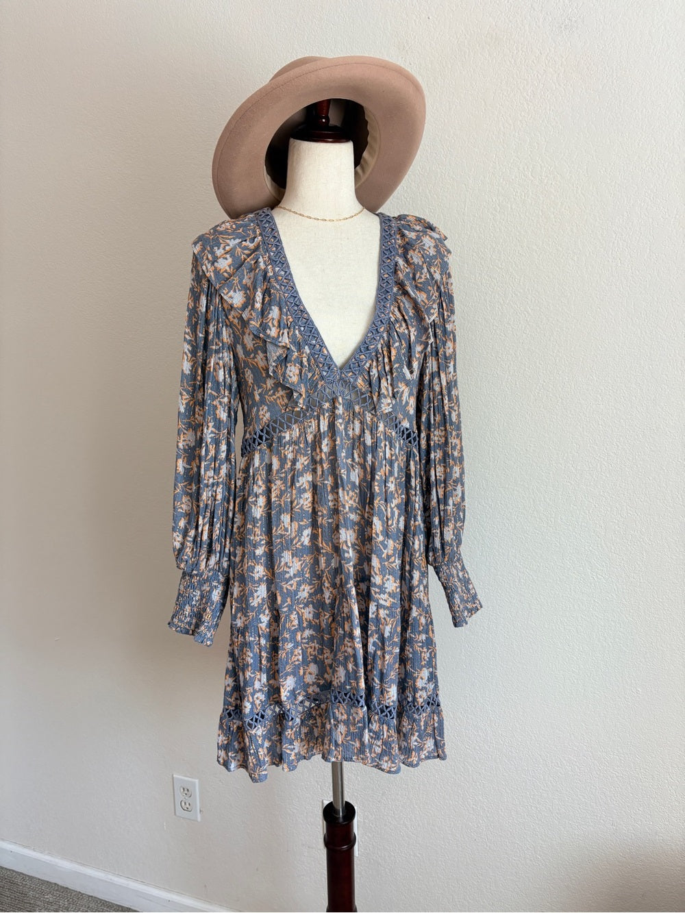 Jen’s Pirate Booty Wildflower Lassi Mini Dress (S)