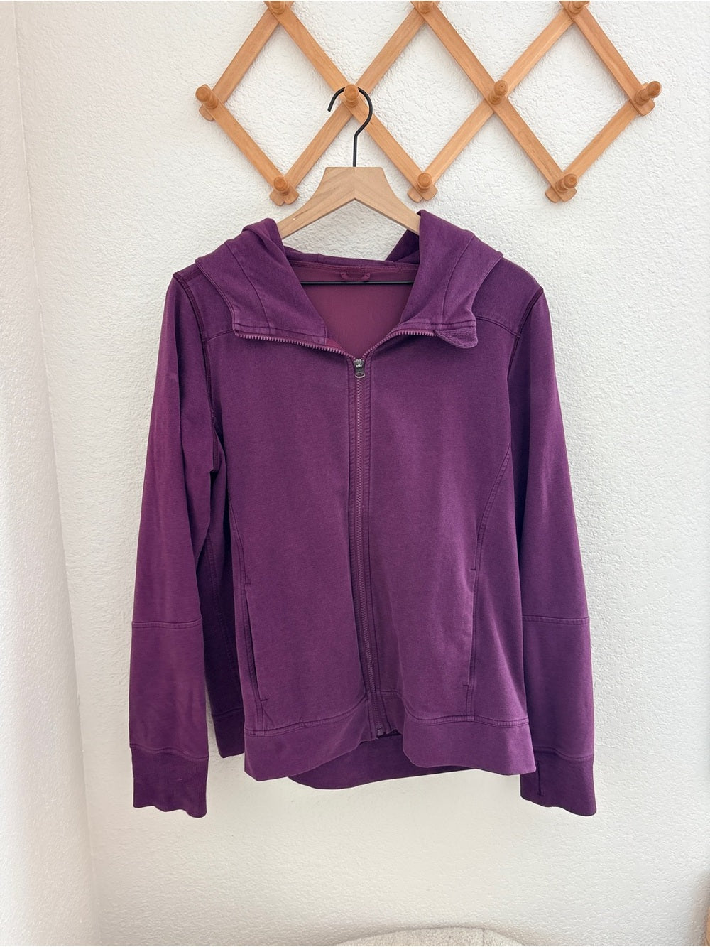 Lululemon Belle Hoodie in Heathered Red Grape Zip Up Jacket (12)