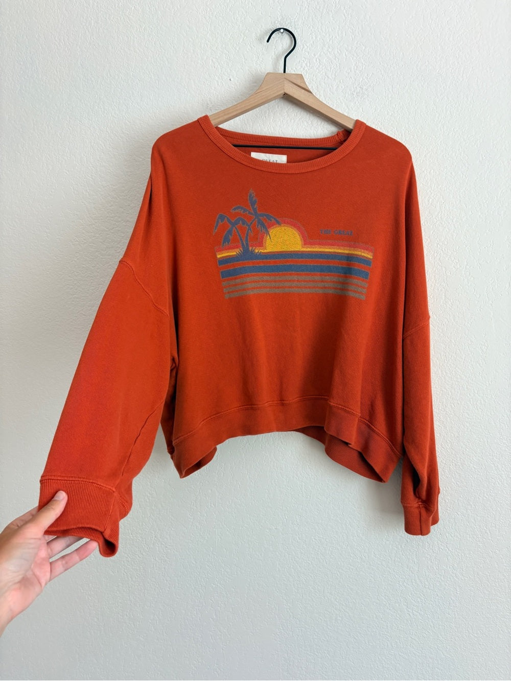 The GREAT Teammate Sweatshirt Graphic Rust Palm Tree Sunset Sweatshirt (M)