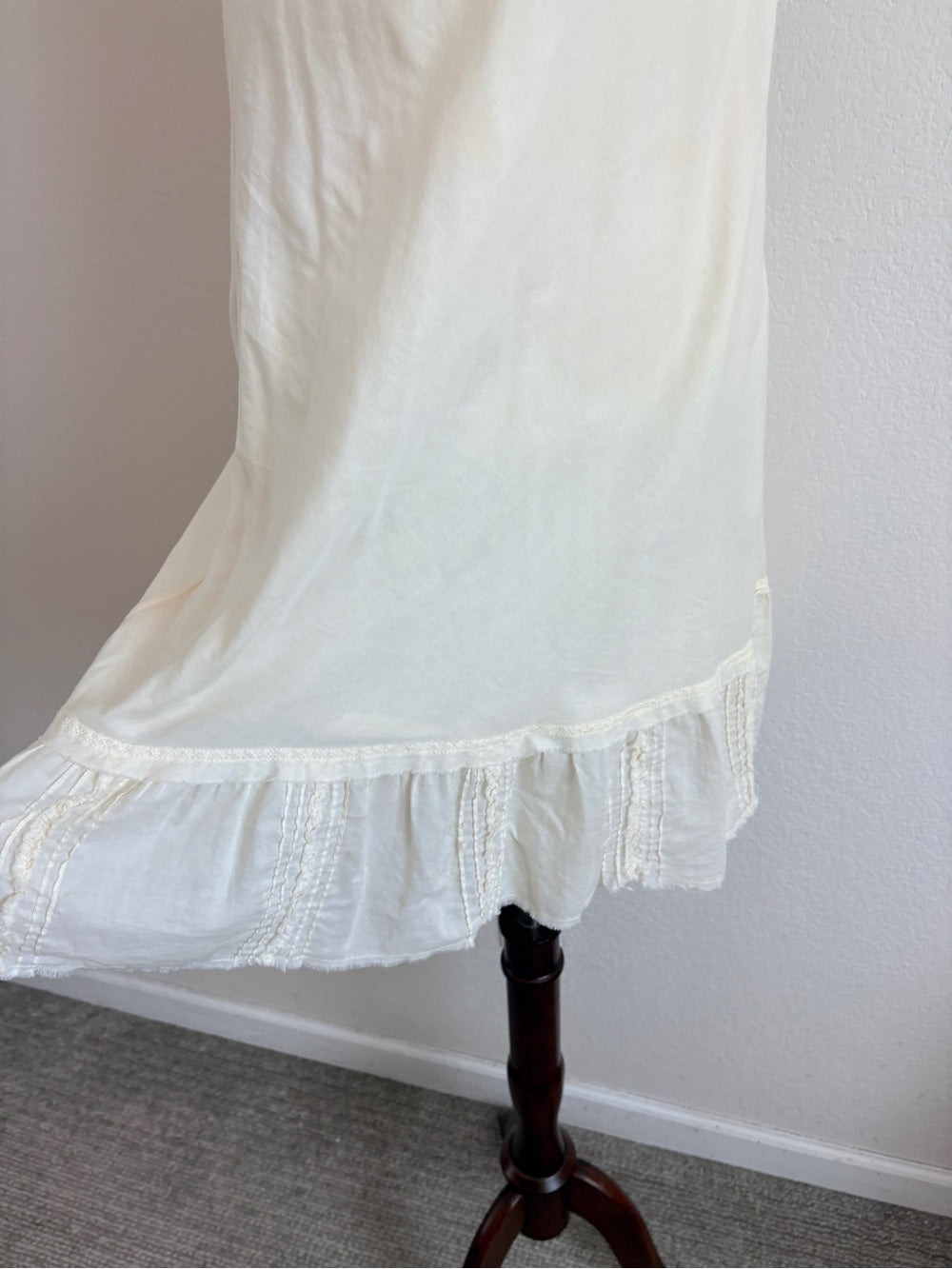 Burning Torch Anthropologie Gauzy Boho in Cream Lace-Trim Halter Sundress (S)