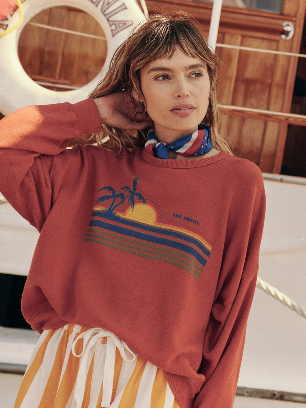 The GREAT Teammate Sweatshirt Graphic Rust Palm Tree Sunset Sweatshirt (M)