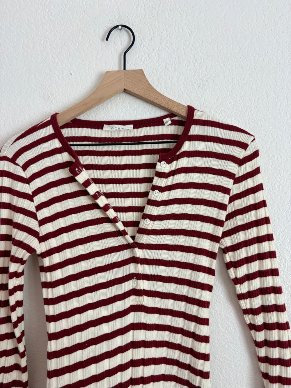 Doen Como Auburn San Simeon Stripe Henley Dress (S)
