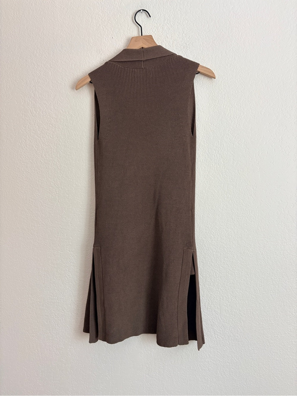 NWT Wilfred Dunkirk Sweater Sleeveless Ribbed Long Vest Chocolate Brown (XS)