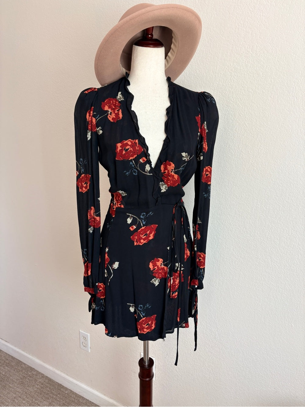 Reformation Delta Floral Black Wrap Dress (XS)