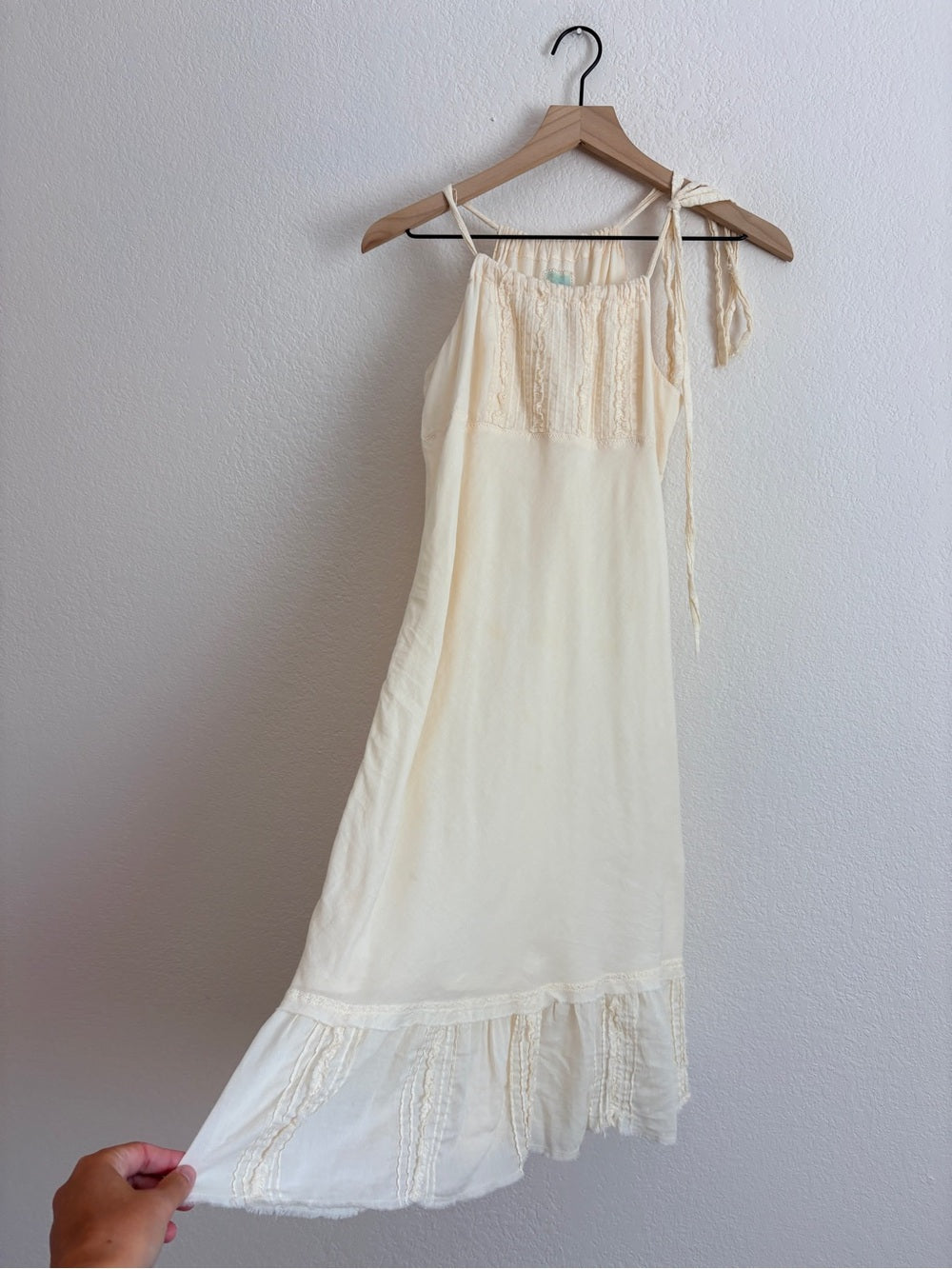 Burning Torch Anthropologie Gauzy Boho in Cream Lace-Trim Halter Sundress (S)