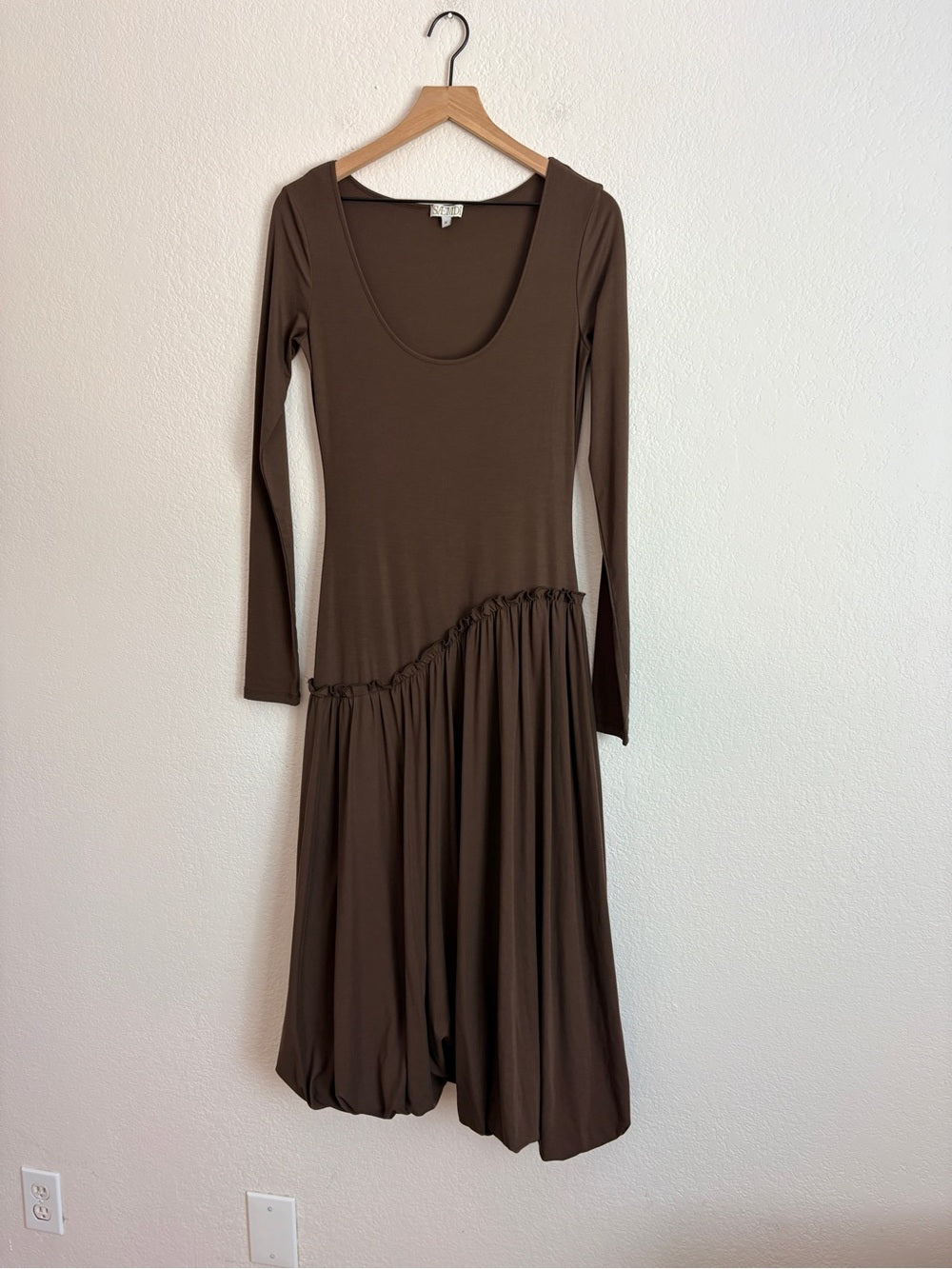 Saemdi Jeanette Chocolate Drop-Waist Midi Dress (M)