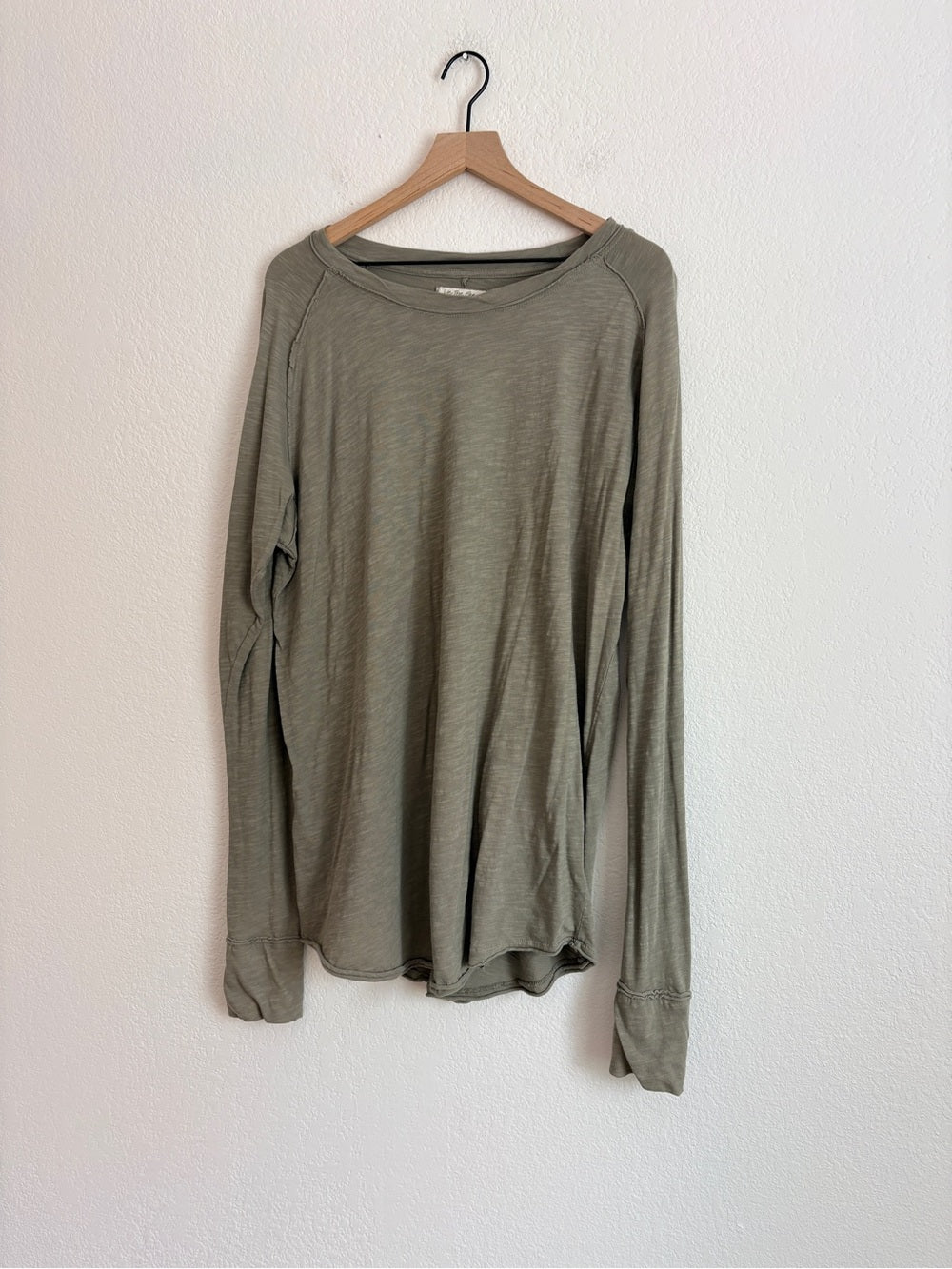 Free People Cotton Long Sleeve Crewneck Top in Olive Green (L)