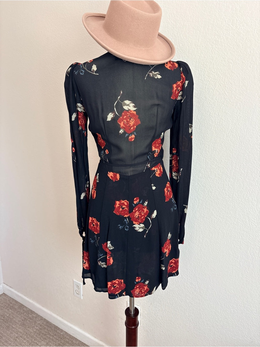 Reformation Delta Floral Black Wrap Dress (XS)