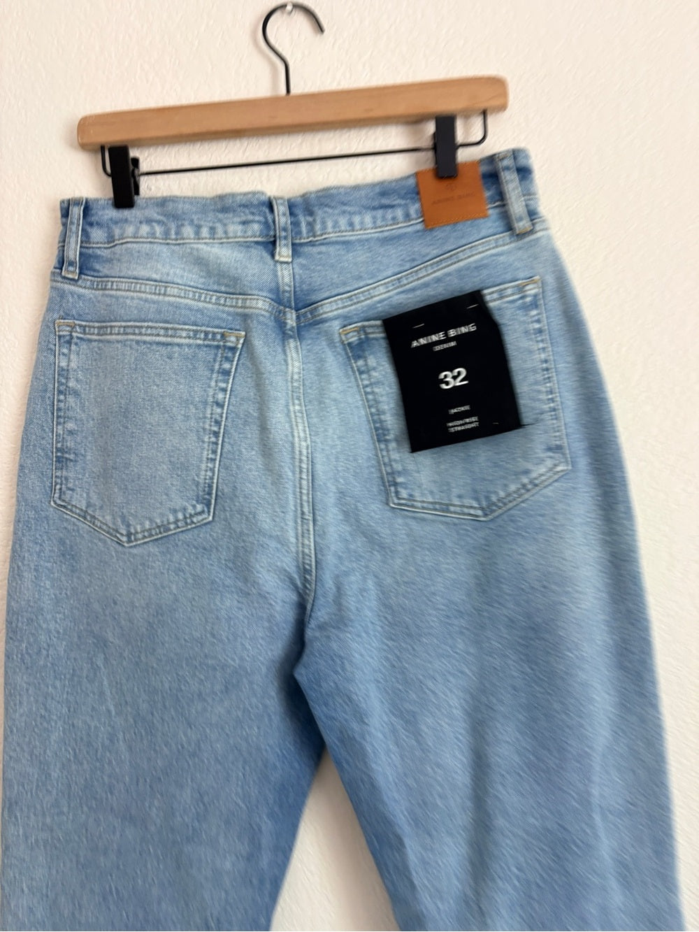 NWT Anine Bing Jackie High Rise Jeans (32)