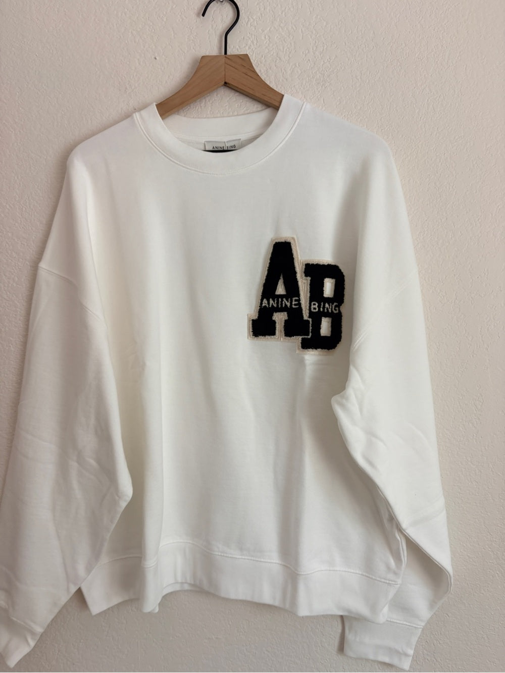 NWT Anine Bing Miles Oversized White Logo Patch Crewneck Sweatshirt (L)