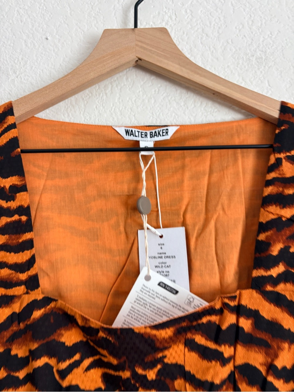 NWT WALTER BAKER Yosline gathered tiger-jacquard midi dress (6)