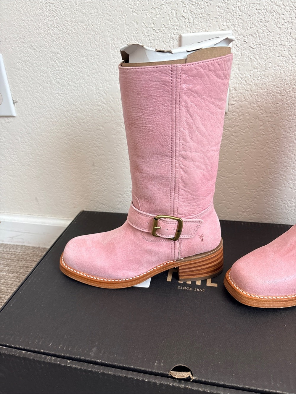 NEW Frye Exclusive Campus Buckle Boots (6)