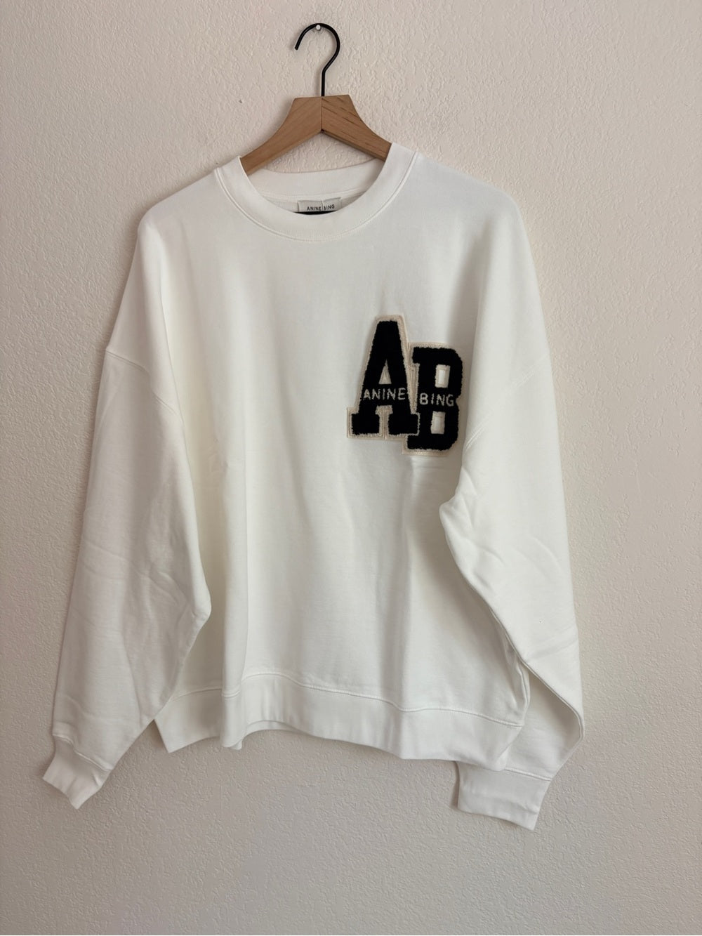NWT Anine Bing Miles Oversized White Logo Patch Crewneck Sweatshirt (L)