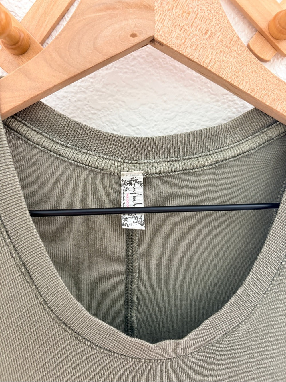 Free People Women’s Olive Ribbed Tank Top (XS)
