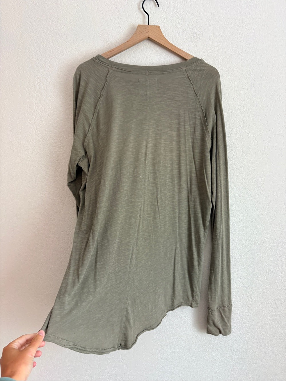 Free People Cotton Long Sleeve Crewneck Top in Olive Green (L)