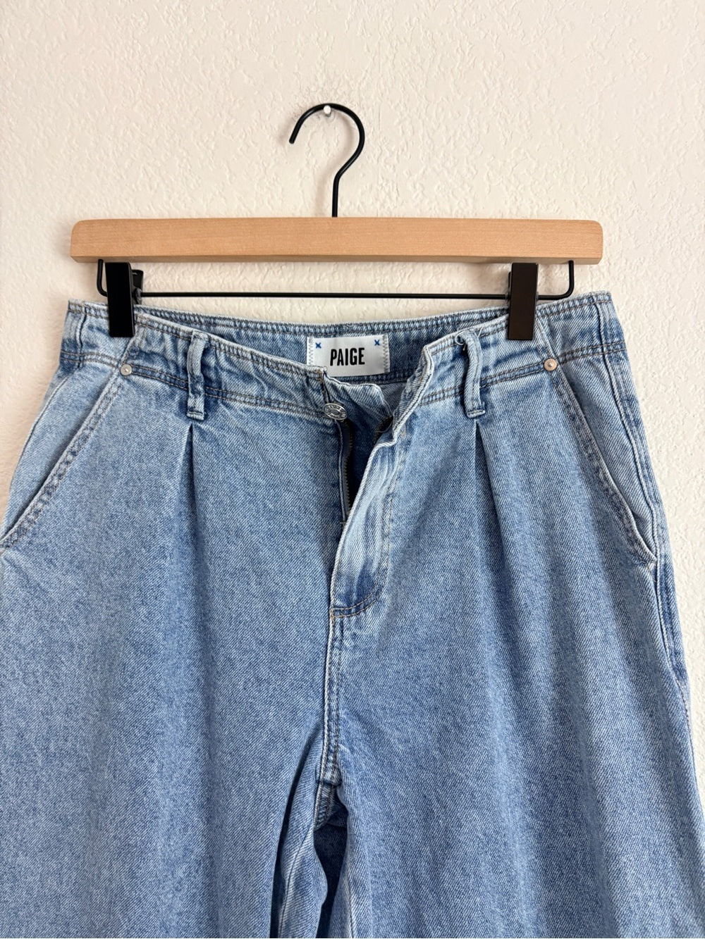Paige Bella Pleated Trouser Jeans 100% Soft Cotton (26)