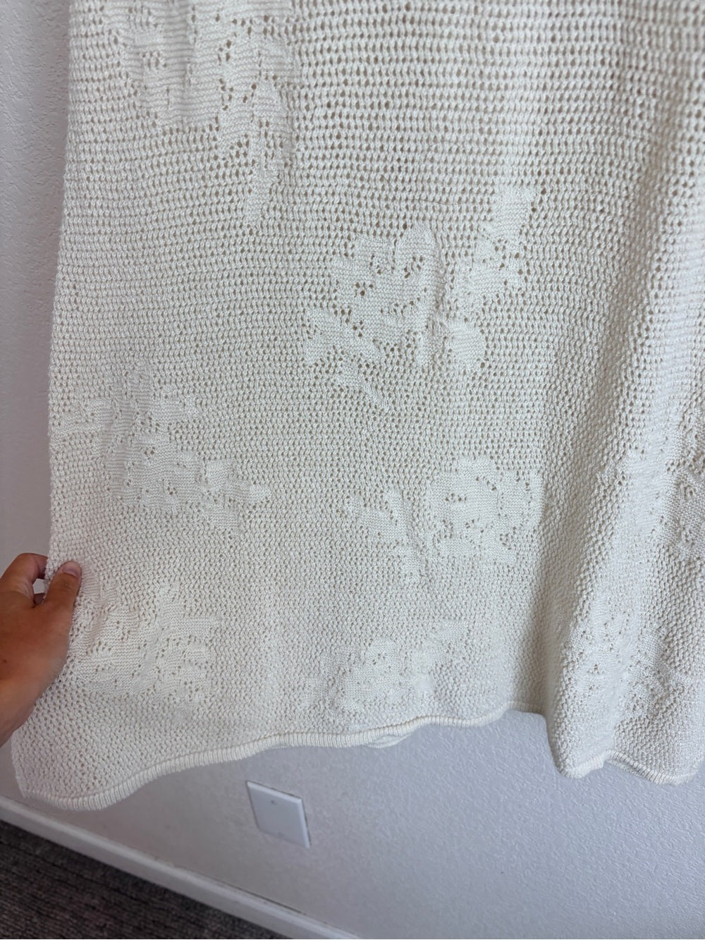 Abercrombie + Fitch Crochet Strapless Cream Lace Midi Dress (XXS)