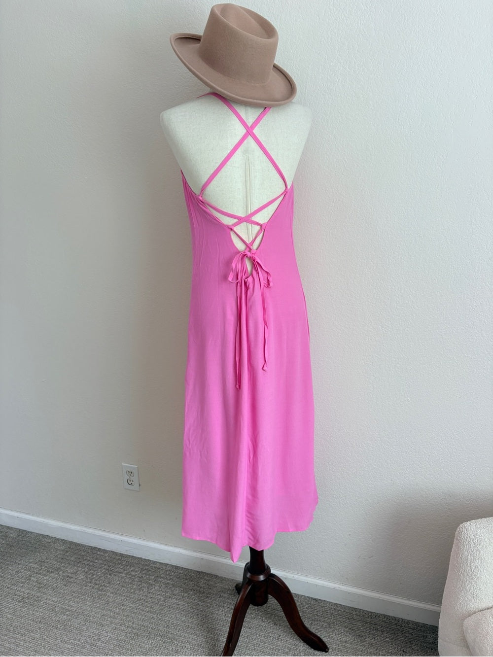 Melissa Obadash Primrose lace-up crepe midi dress in Bubblegum Pink (M)