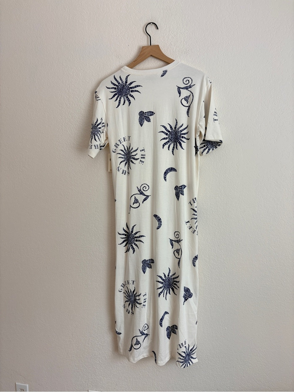 Celandine Graphic Maxi T-Shirt Dress (M)