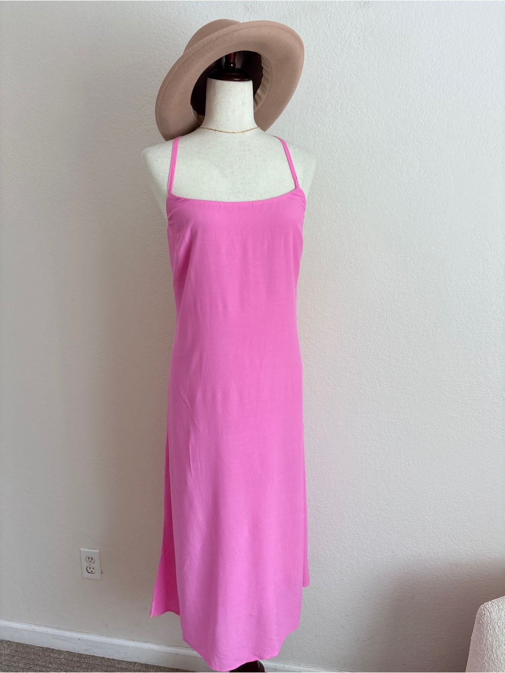 Melissa Obadash Primrose lace-up crepe midi dress in Bubblegum Pink (M)